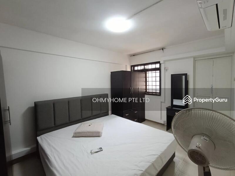 215 Serangoon Avenue 4