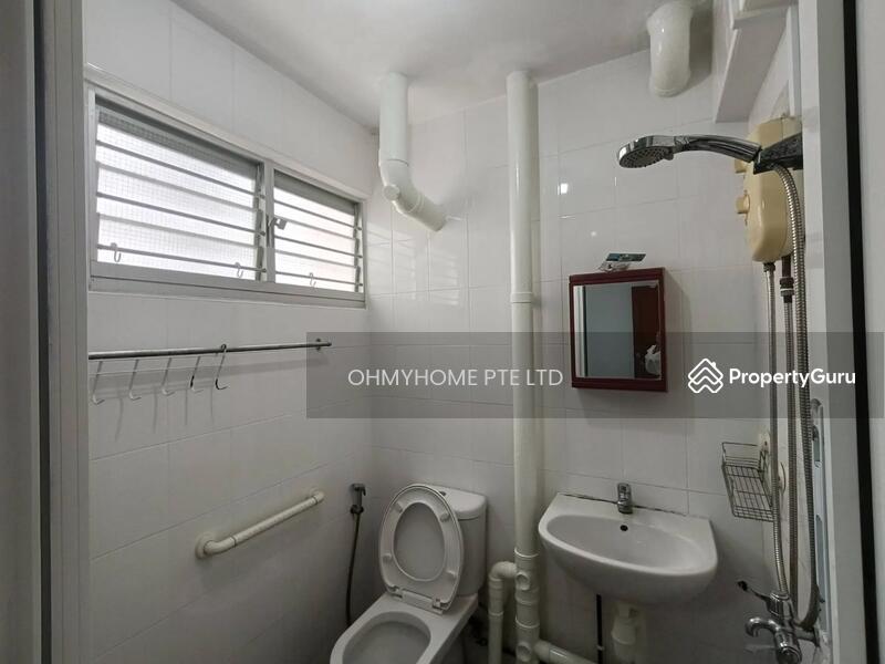 215 Serangoon Avenue 4