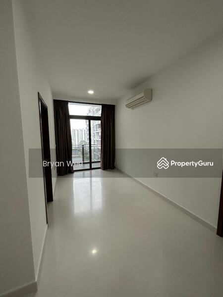Prop-GPT: Condominium: D16  Urban Vista