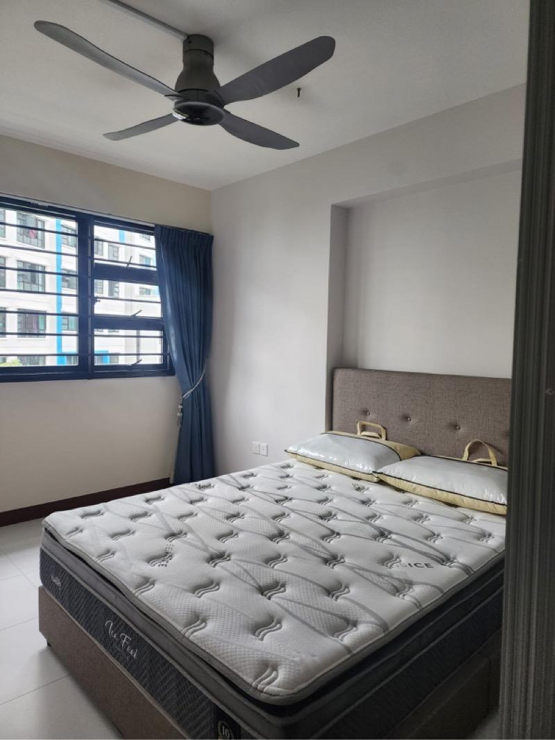 Prop-GPT: HDB Apartment: D27 Yishun 336C Yishun Riverwalk