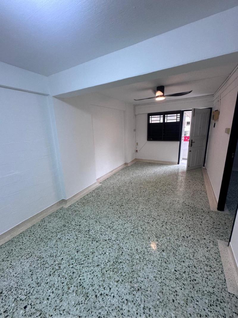 4 Bedok South Avenue 1 HDB Apartment Room Rental, $1,250, 1 Bed 1 Bath 635 sqft $1.97 psf
