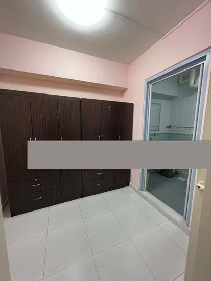 301C Anchorvale Drive HDB Apartment For Rent, $3,500, 3 Bed 2 Bath 1,194 sqft $2.93 psf