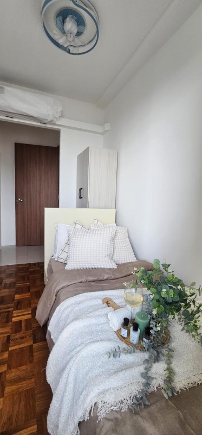 International Plaza Apartment Room Rental, $1,400, 1 Bed 1 Bath 180 sqft $7.78 psf