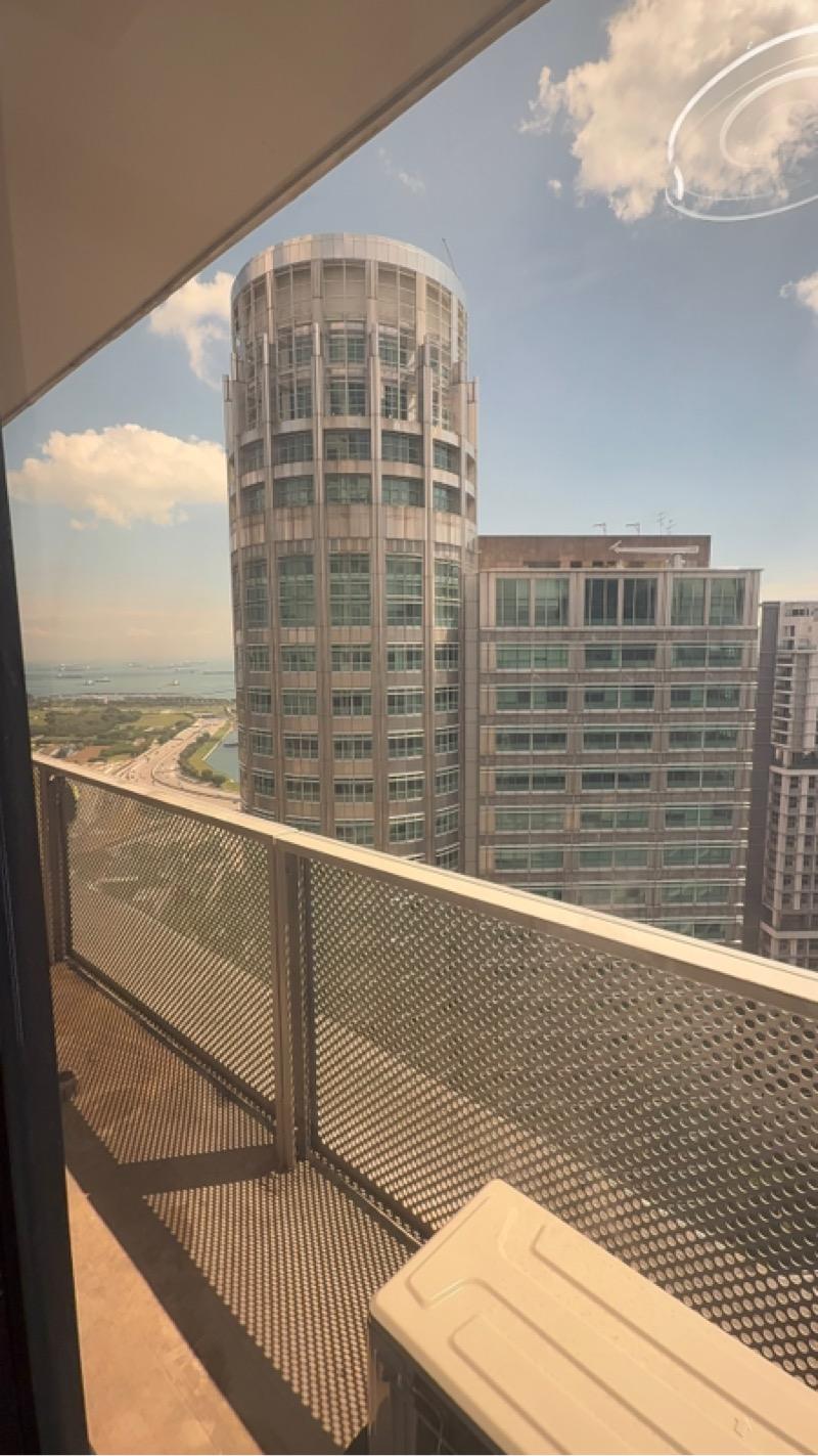 International Plaza Apartment Room Rental, $1,400, 1 Bed 1 Bath 180 sqft $7.78 psf
