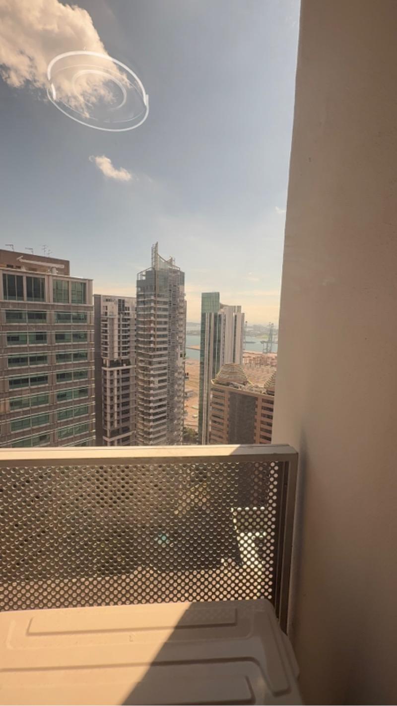 International Plaza Apartment Room Rental, $1,400, 1 Bed 1 Bath 180 sqft $7.78 psf