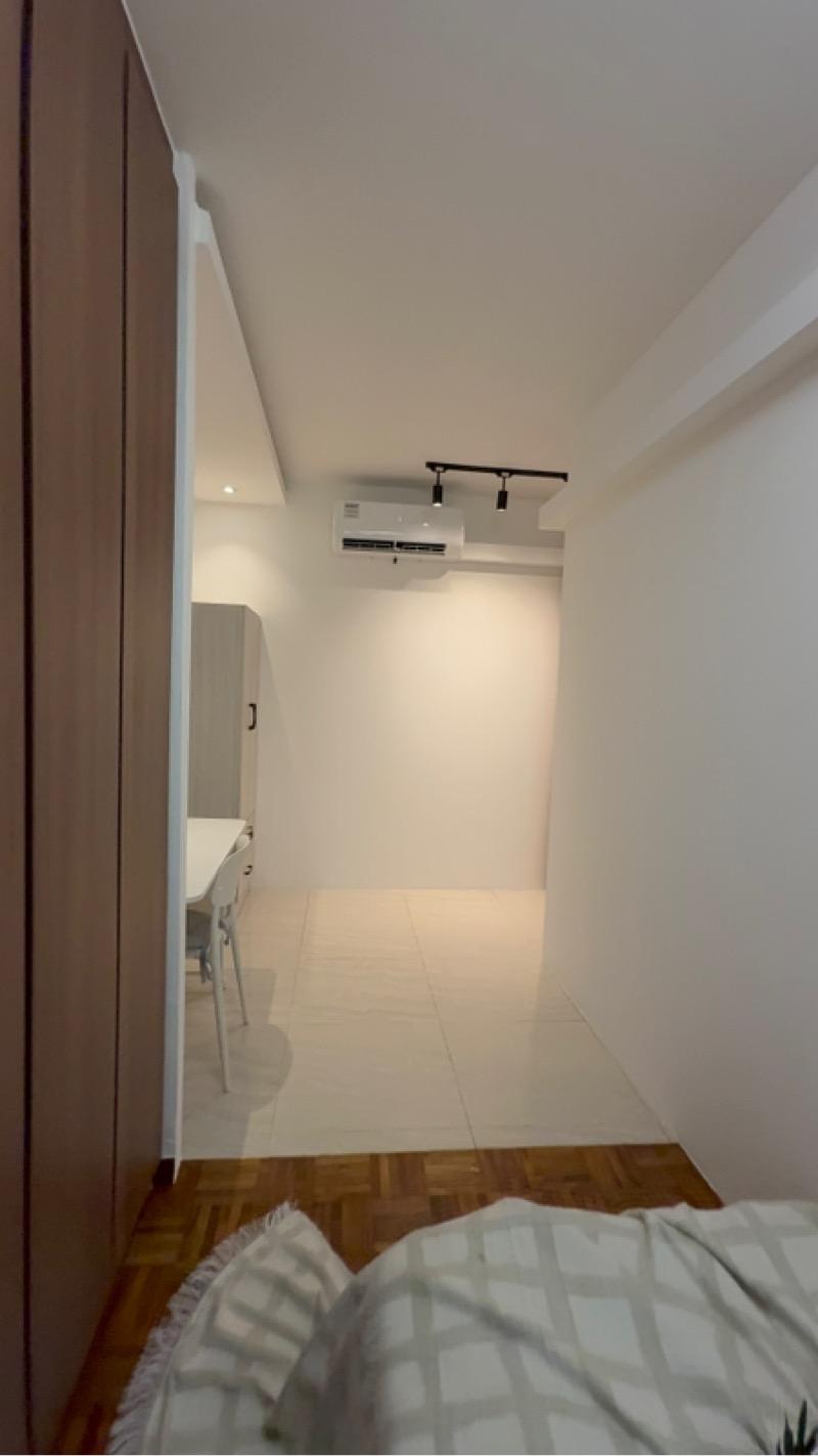 International Plaza Apartment Room Rental, $1,400, 1 Bed 1 Bath 180 sqft $7.78 psf