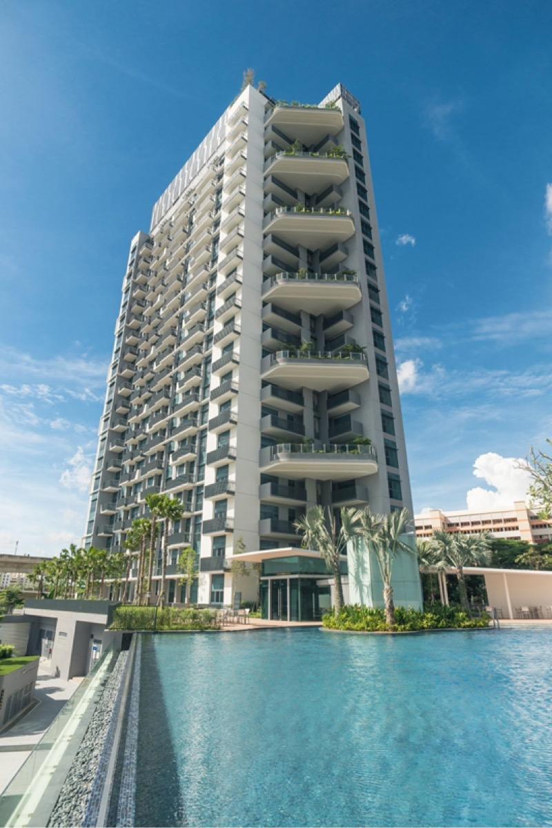 J Gateway Condominium For Rent, $3,800, 1 Bed 1 Bath 474 sqft $8.02 psf