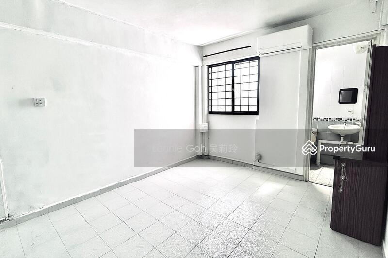 HDB Flat for Rent: Yishun, D27, 760737