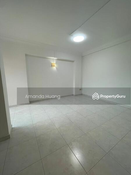 HDB Flat for Rent: Yishun, D27, 760298