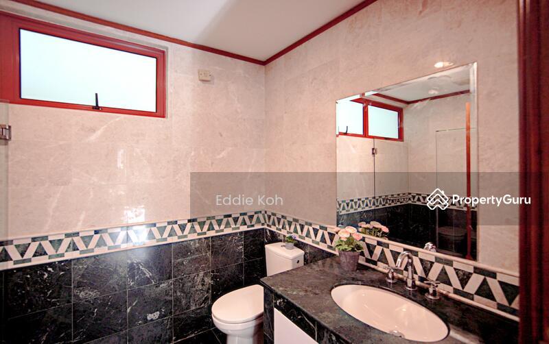 Compellingly Priced! Newly Refurbished! Move-in Ready!