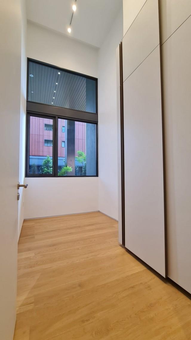 Sloane Residences Condominium For Rent, $6,550, 2 Bed 2 Bath 743 sqft $8.82 psf