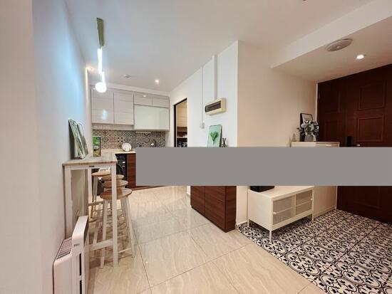 International Plaza Apartment Room Rental, $1,300, 1 Bed 1 Bath 100 sqft $13.00 psf