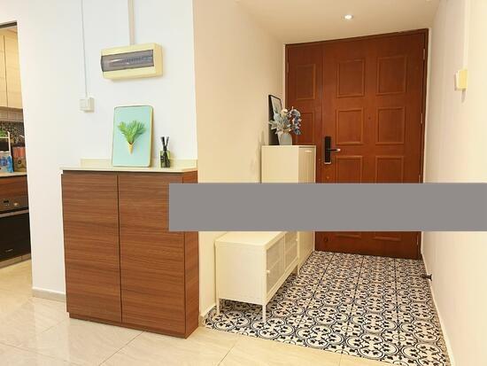 International Plaza Apartment Room Rental, $1,300, 1 Bed 1 Bath 100 sqft $13.00 psf