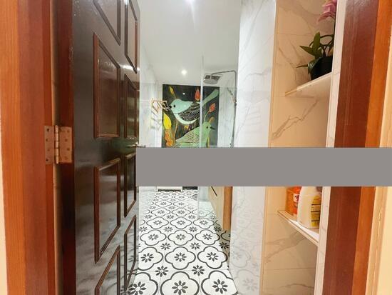 International Plaza Apartment Room Rental, $1,300, 1 Bed 1 Bath 100 sqft $13.00 psf