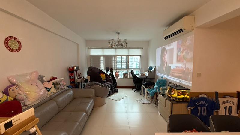 Prop-GPT: HDB Apartment: D27 Yishun 432B Yishun Avenue 1