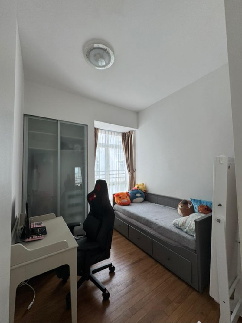 The Cascadia Condominium For Rent, $6,500, 3 Bed 4 Bath 1,238 sqft $5.25 psf