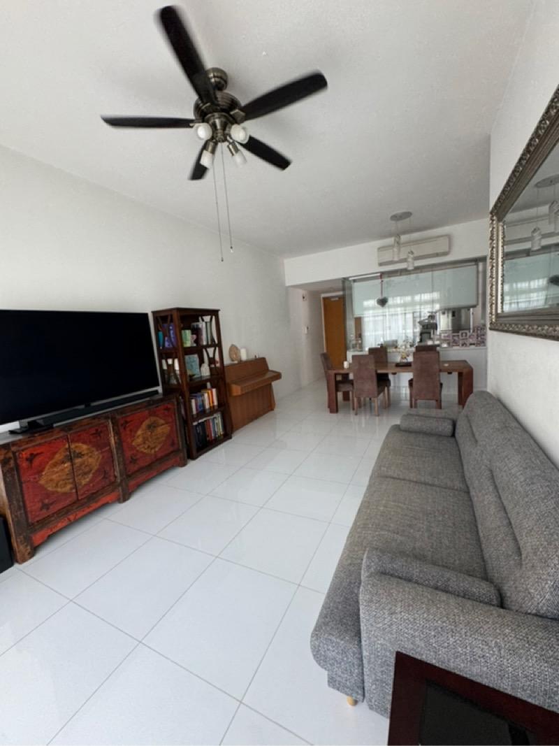 The Cascadia Condominium For Rent, $6,500, 3 Bed 4 Bath 1,238 sqft $5.25 psf