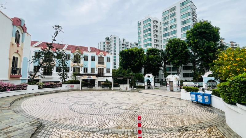 D'Manor Condominium Room Rental, $1,500, 1 Bed 1 Bath 400 sqft $3.75 psf