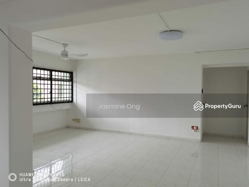 742 Pasir Ris Street 71: D18 Pasir Ris HDB Flat | Prop-GPT the AI-Powered Property Guru