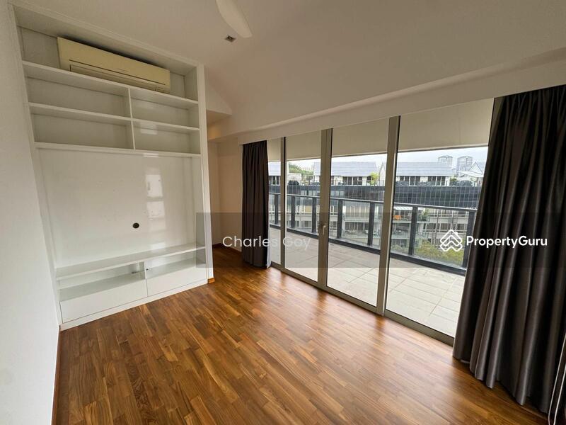 Condominium for Rent: D15, 454946