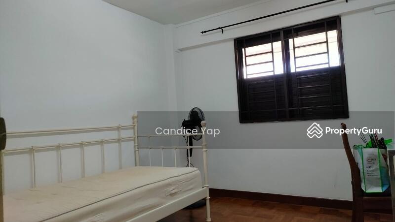Prop-GPT: HDB Flat: D15 Marine Parade 57 Marine Terrace