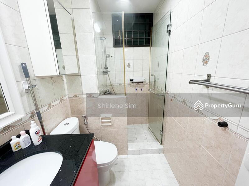 Condominium for Rent: D18, 529868