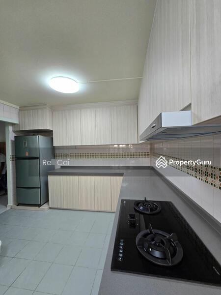 516 Pasir Ris Street 52