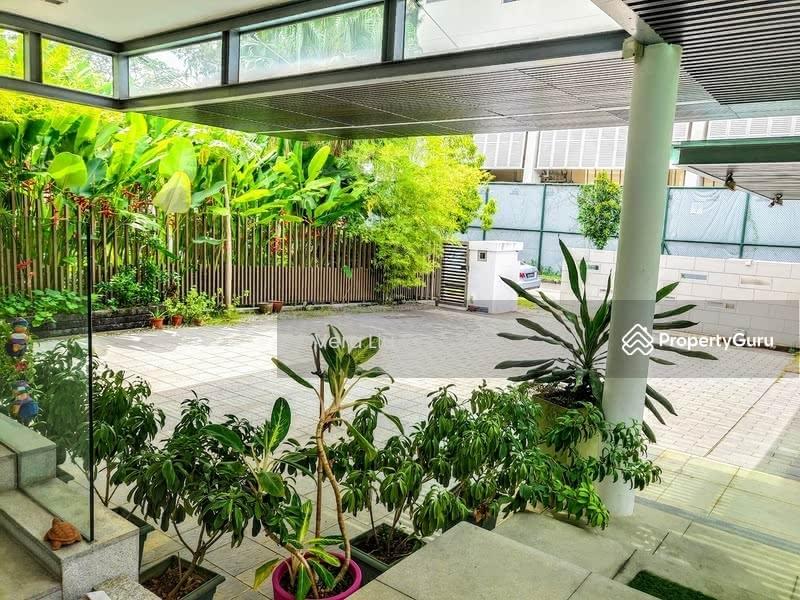 Goodman Spacious bungalow 6 ensuites Modern with pool