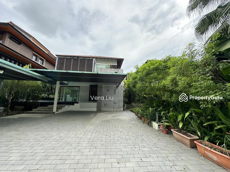 Goodman Spacious bungalow 6 ensuites Modern with pool