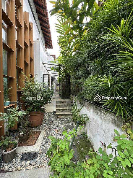 Goodman Spacious bungalow 6 ensuites Modern with pool