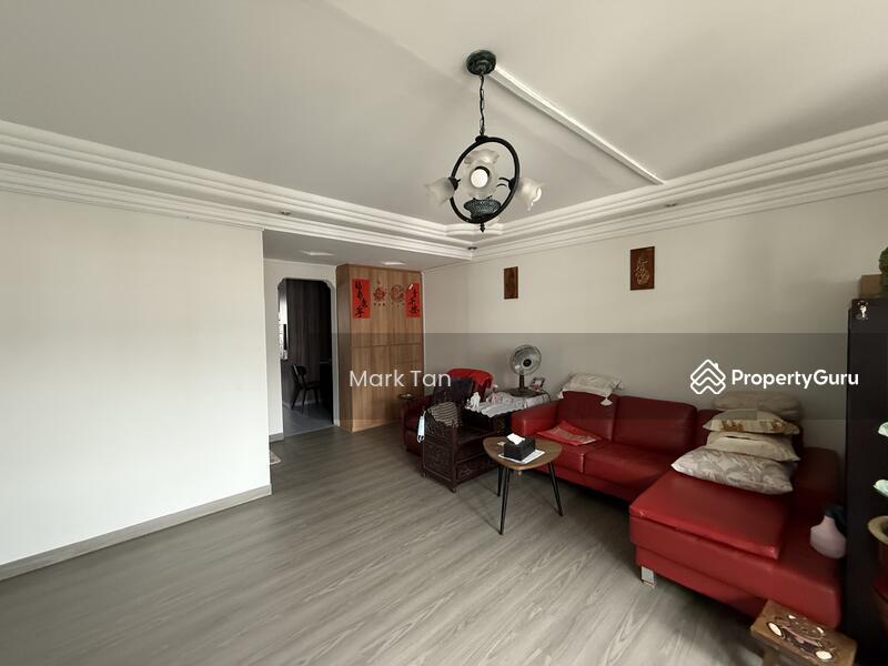 Prop-GPT: HDB Flat: D23  229 Pending Road