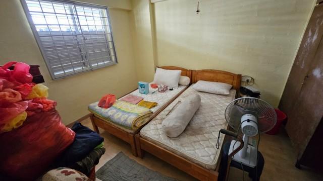 Prop-GPT: HDB Apartment: D12  98 Whampoa Drive