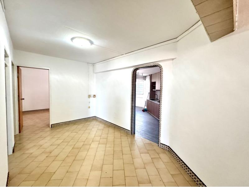 663 Buffalo Road HDB Apartment For Rent, $3,800, 2 Bed 2 Bath 775 sqft $4.90 psf