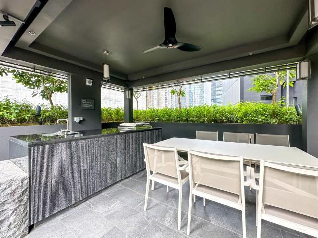 Condominium for Rent: D07, 189770