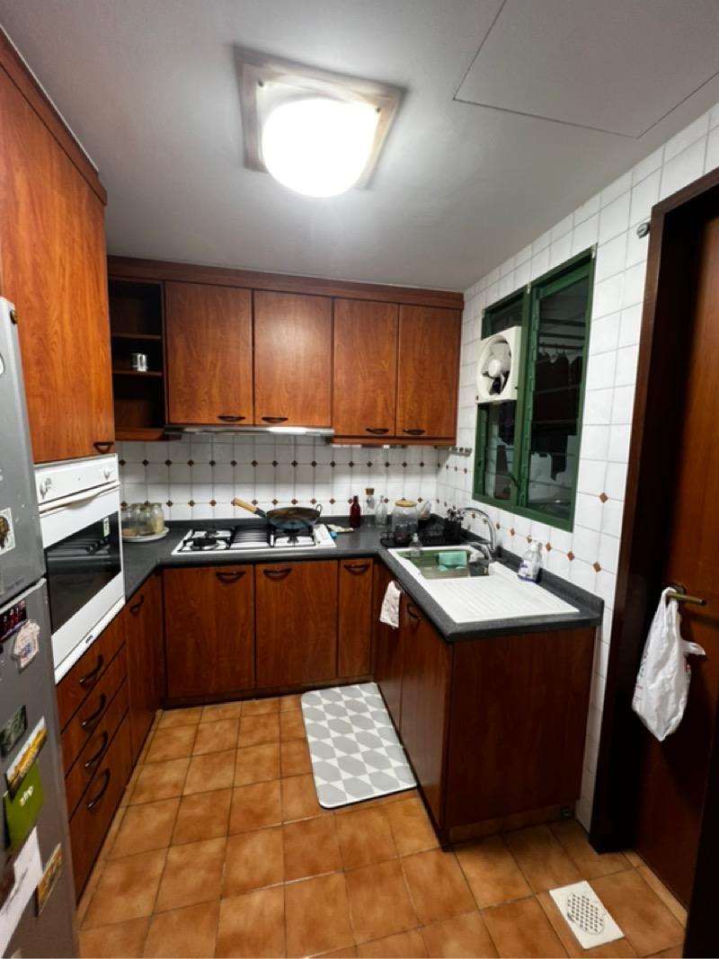 Signature Park Condominium For Rent, $4,100, 2 Bed 2 Bath 1,055 sqft $3.89 psf