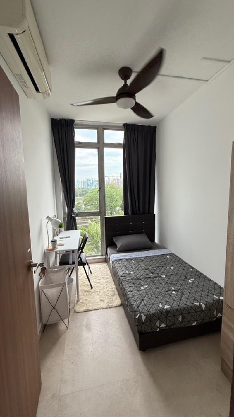 The Lakeshore Condominium Room Rental, $2,150, 1 Bed 1 Bath 200 sqft $10.75 psf