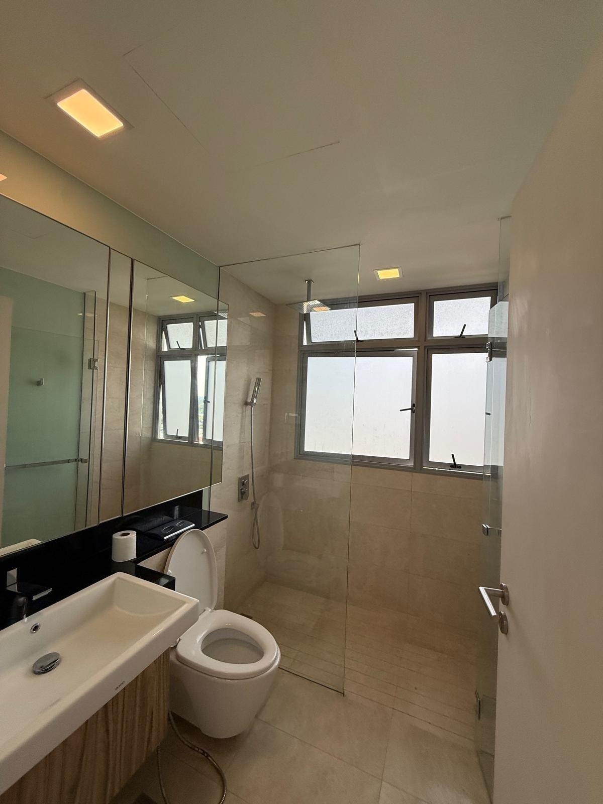 Suites @ Newton Apartment For Rent, $4,000, 2 Bed 1 Bath 603 sqft $6.63 psf