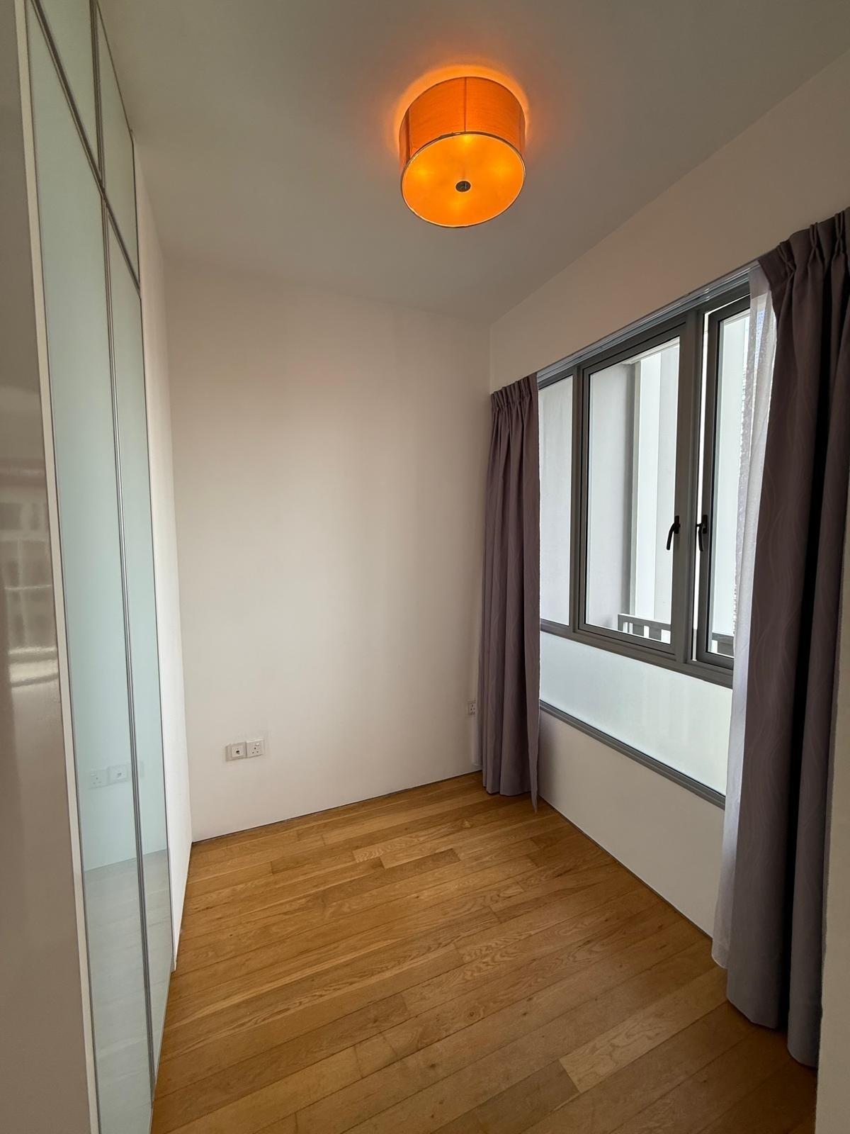 Suites @ Newton Apartment For Rent, $4,000, 2 Bed 1 Bath 603 sqft $6.63 psf