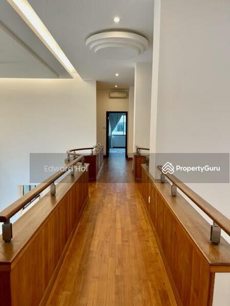 Condominium for Rent: D12, 329779