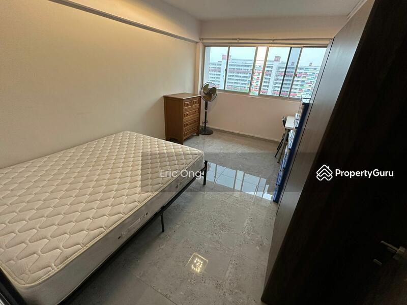 Prop-GPT: HDB Flat: D27 Yishun 149 Yishun Street 11