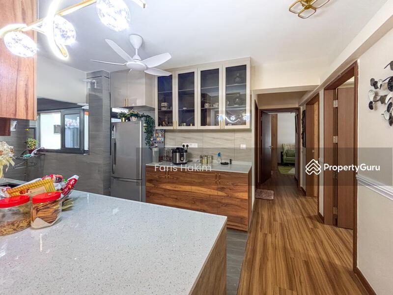 HDB Flat for Rent: D18, 522663