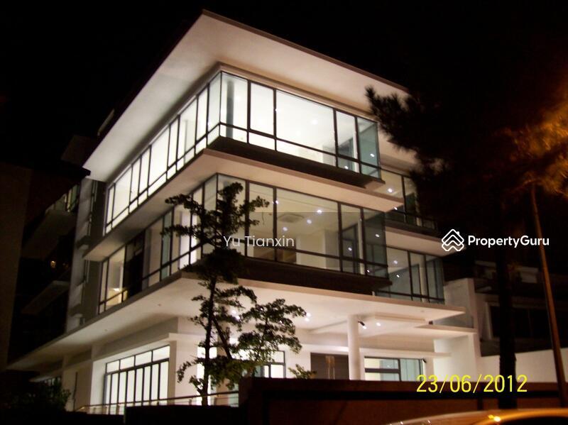 Prop-GPT: Bungalow: D10  17 Fernhill Crescent