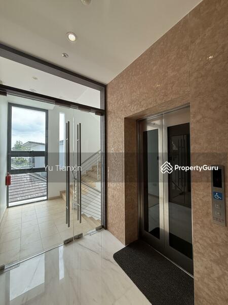 17 Fernhill Crescent