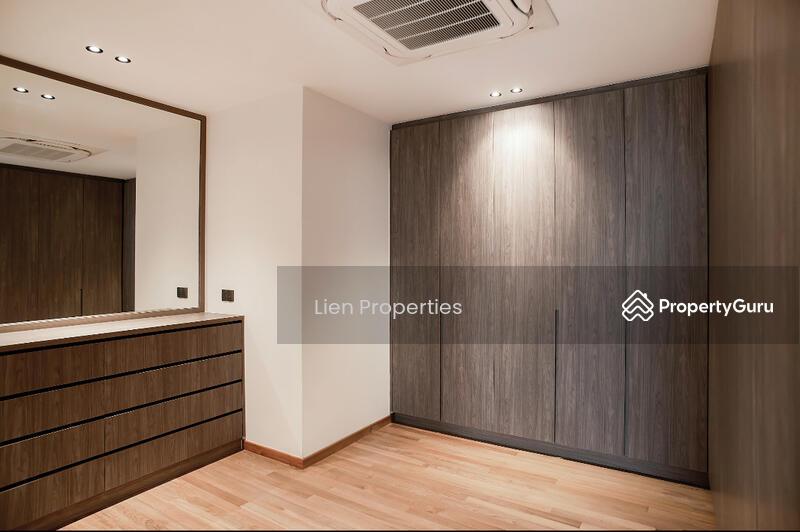 Modern Good Class Bungalow with Lift; ?  80264911
