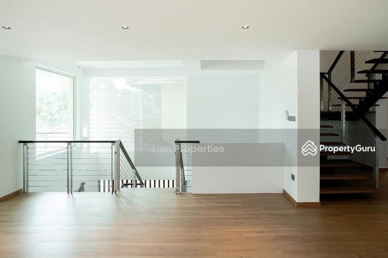 Modern Good Class Bungalow with Lift; ?  80264911