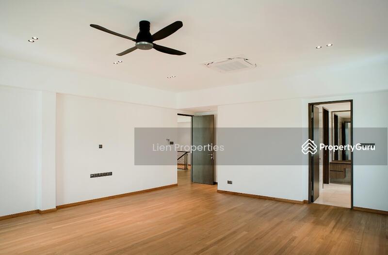 Modern Good Class Bungalow with Lift; ?  80264911