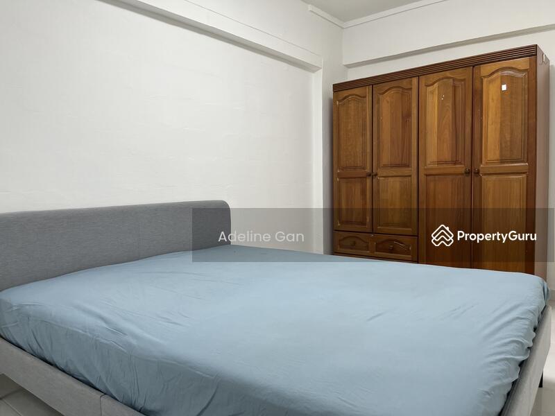 248 Tampines Street 21