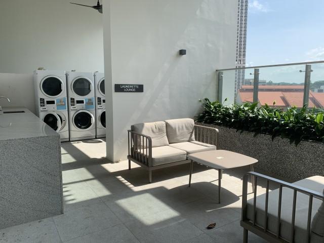 Queens Peak Condominium For Rent, $4,700, 2 Bed 2 Bath 775 sqft $6.06 psf