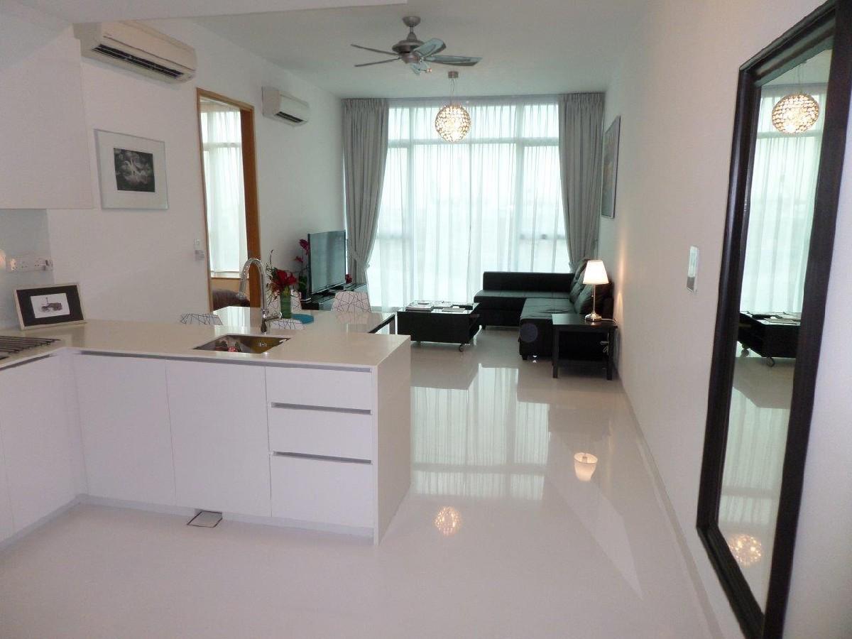 Prop-GPT: Apartment: D02 Anson 76 Shenton