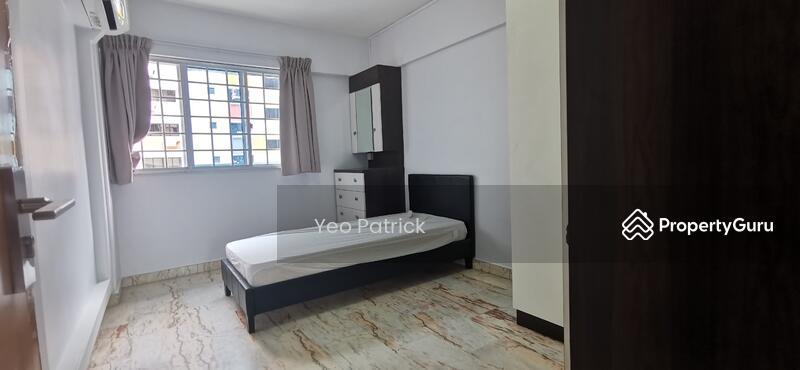 933 Tampines Street 91